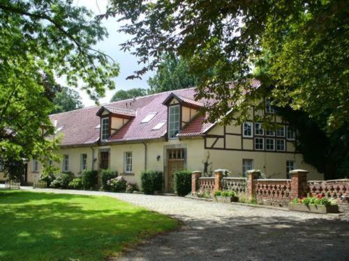 Hotel Garni Graf Von Oberg Lahstedt Exterior foto
